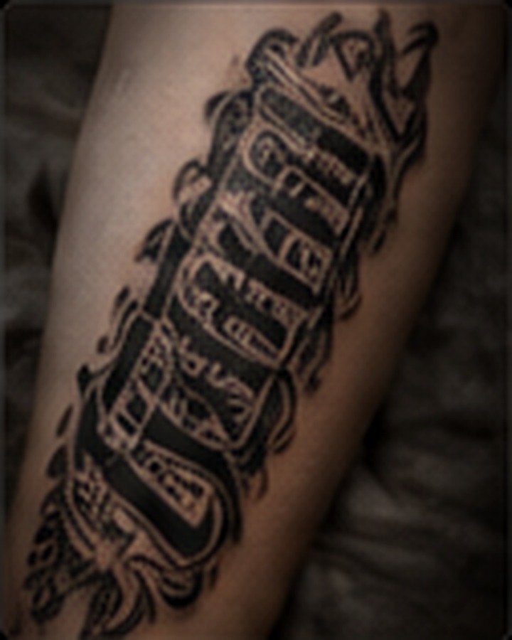 Tattoo lettering